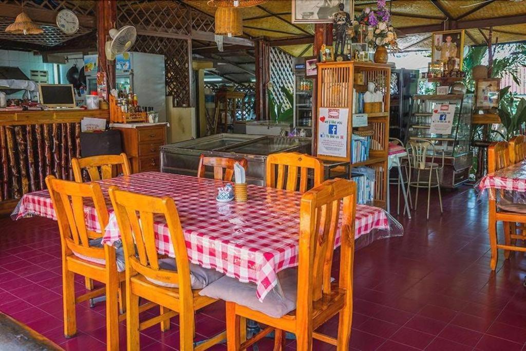 Rimtalay Resort Koh Si Chang מראה חיצוני תמונה