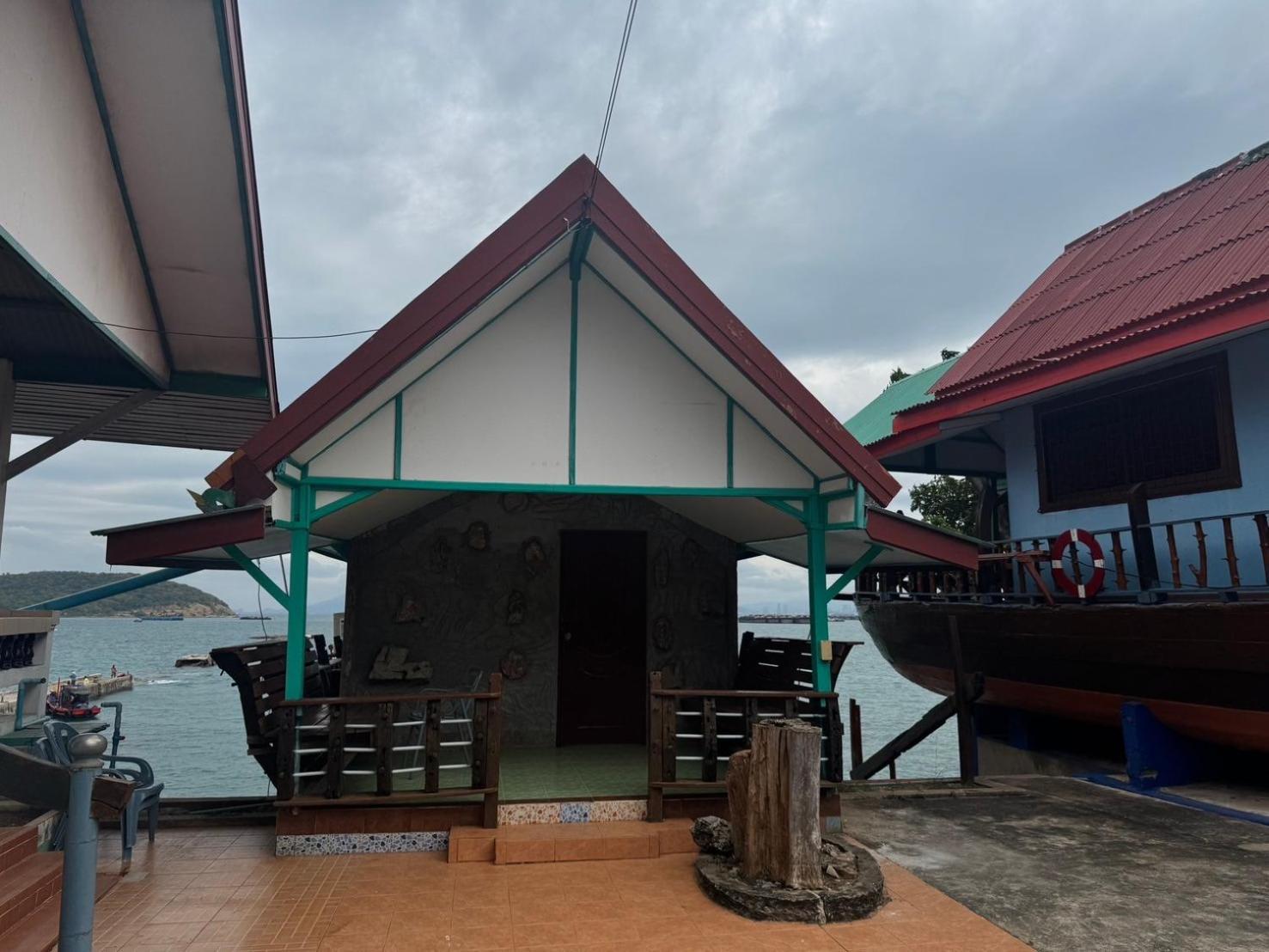 Rimtalay Resort Koh Si Chang מראה חיצוני תמונה