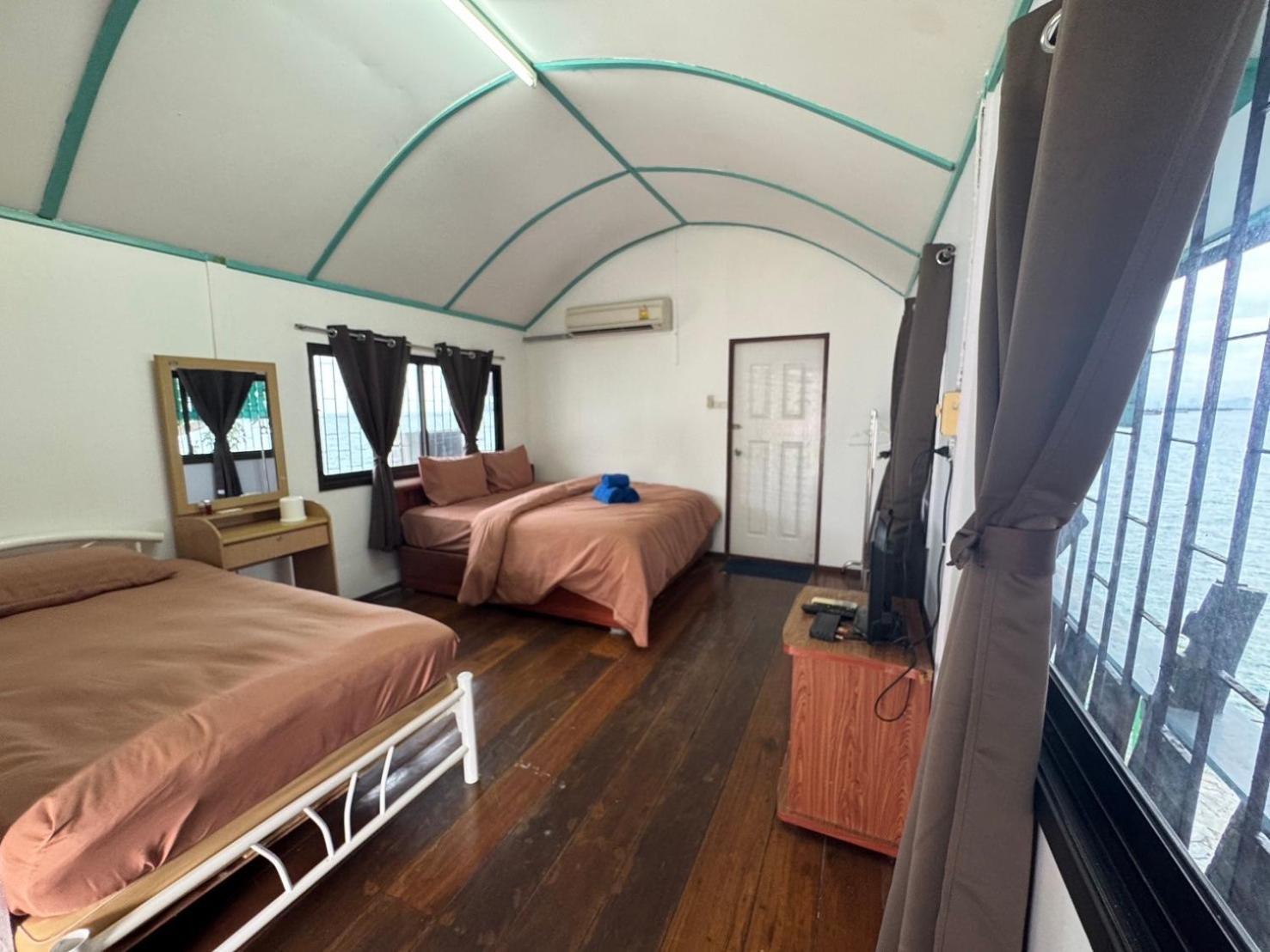 Rimtalay Resort Koh Si Chang מראה חיצוני תמונה